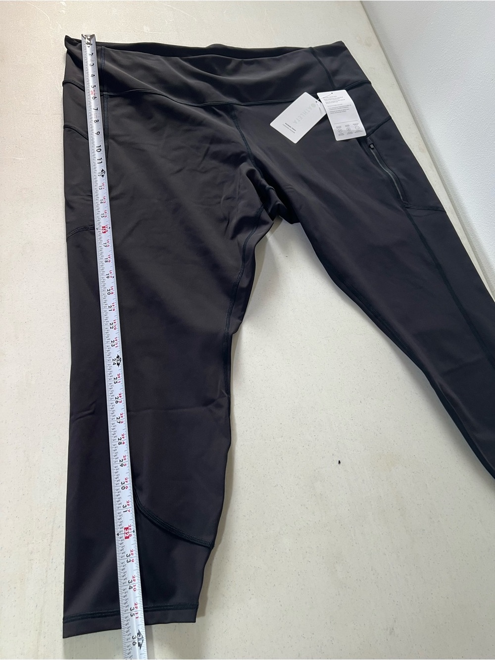 NWT Athleta Rainier Tight High Rise Legging - Black (Size 3X) - Picture 6 of 10